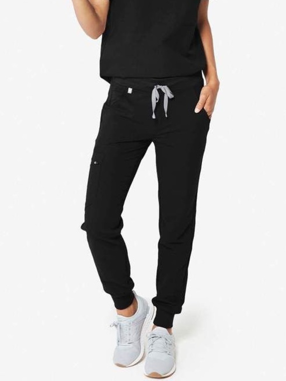 FIGS Technical Collection Scrub Joggers - M
